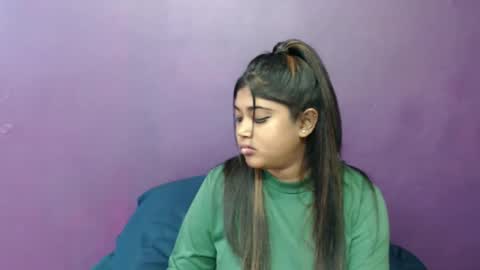Snapshot of indian_rimmelx chatting on 01/11/25, 10:19 Melz online show from 01/11/25, 10:19