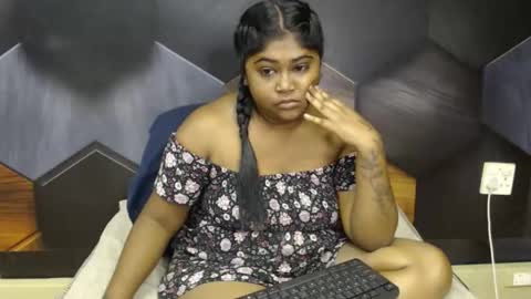 Melz online show from 03/25/26, 07:03