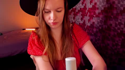 Snapshot of indian_summer_ chatting on 01/06/25, 10:24 Melissa No Baby or bb sexy etc... online show from 01/06/25, 10:24