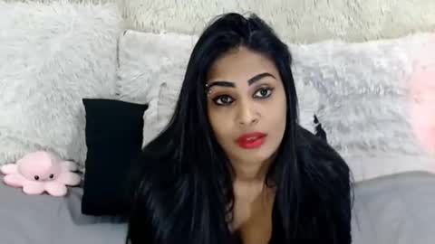 Snapshot of indian_swaggerliciousx chatting on 05/15/26, 10:50 Jazmin online show from 05/15/26, 10:50