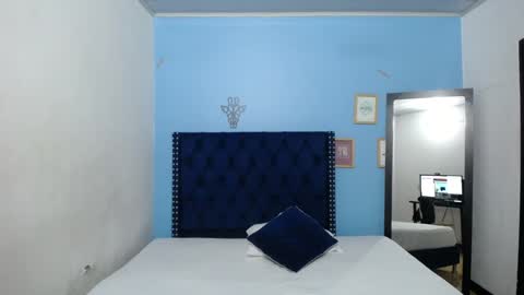 Snapshot of indian_whore18 chatting on 01/17/25, 03:45 indian_whore18 online show from 01/17/25, 03:45