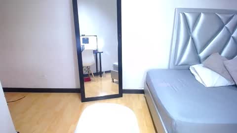 Snapshot of indian_whore18 chatting on 03/08/25, 06:16 indian_whore18 online show from 03/08/25, 06:16