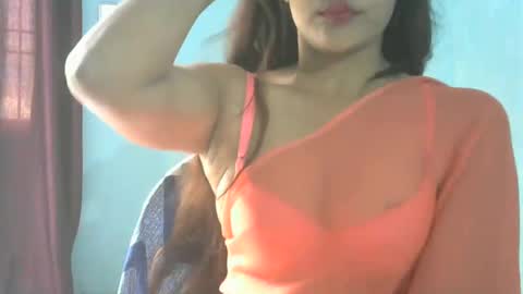 Snapshot of indiananu23 chatting on 12/19/24, 05:51 indiananu23 online show from 12/19/24, 05:51