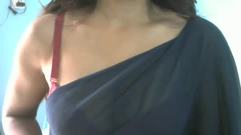 Snapshot of indiananu23 chatting on 12/20/24, 06:19 indiananu23 online show from 12/20/24, 06:19