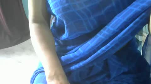 Snapshot of indiananu23 chatting on 01/21/25, 06:22 indiananu23 online show from 01/21/25, 06:22