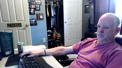 Papa online show from 05/02/26, 06:24