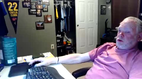 Papa online show from 05/03/26, 07:36