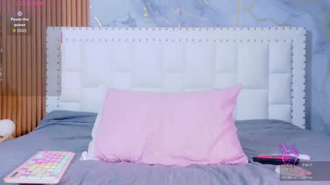 LITTLE AINHOA  online show from 01/09/26, 07:26