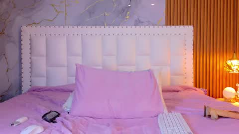 LITTLE AINHOA  online show from 03/12/26, 08:26