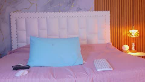 LITTLE AINHOA  online show from 03/24/26, 08:36