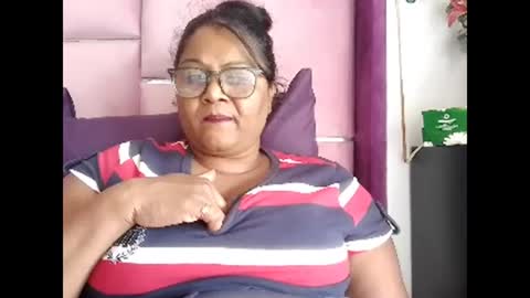 indiandelia online show from 11/18/25, 09:03