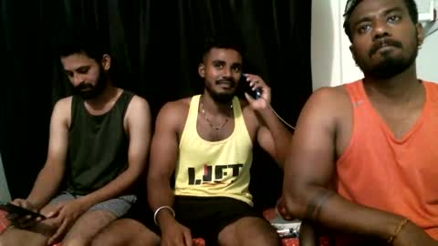 Snapshot of indiandesiguys2023 chatting on 09/25/25, 06:39 indian guys for you online show from 09/25/25, 06:39