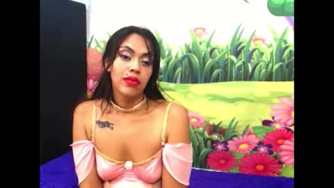 Lia online show from 10/23/25, 09:02