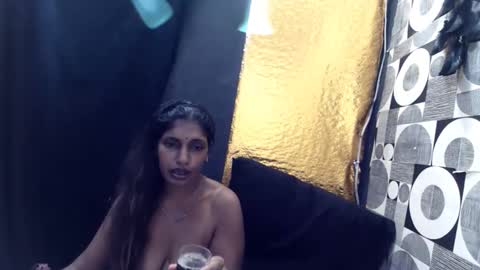 indianhoneyx online show from 03/28/26, 06:40