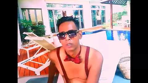 Theo online show from 04/23/26, 07:05