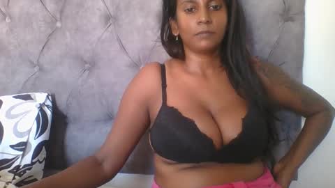 priya online show from 02/22/25, 07:12