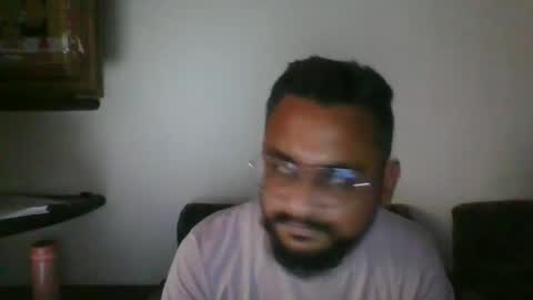 Snapshot of indianlover1433 chatting on 12/31/24, 11:42 Indian lover online show from 12/31/24, 11:42