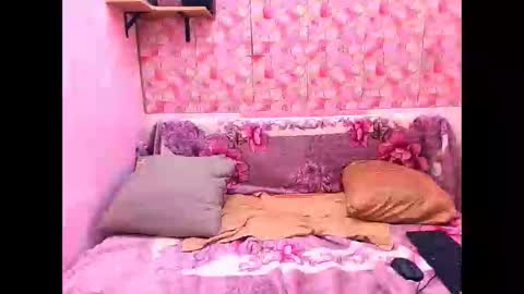 indianpoision69 online show from 05/14/26, 07:31
