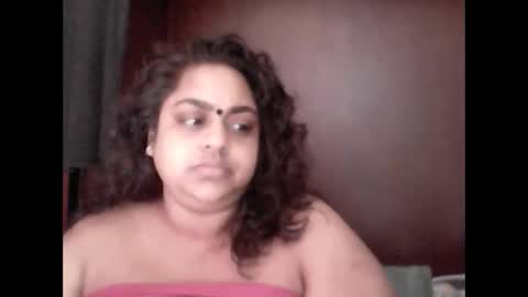 Snapshot of indianpooja1027 chatting on 03/04/26, 07:03 indianpooja1027 online show from 03/04/26, 07:03