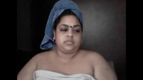 Snapshot of indianpooja1027 chatting on 05/12/26, 08:00 indianpooja1027 online show from 05/12/26, 08:00