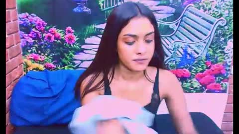 indianpretty1 online show from 12/15/25, 08:57