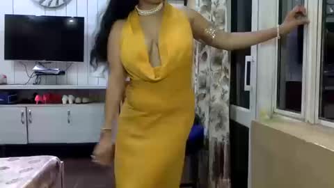 Radha online show from 12/18/25, 06:58