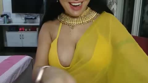 Radha online show from 04/16/26, 09:39