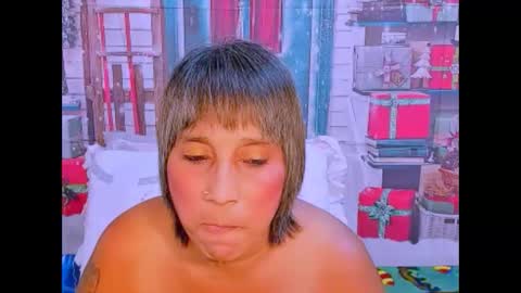 indianroxy27 online show from 12/05/25, 06:37