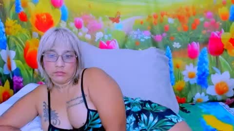 indianroxy27 online show from 06/28/26, 12:27