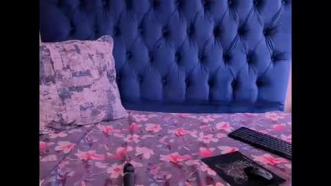 indiansapphirex online show from 11/27/25, 05:31