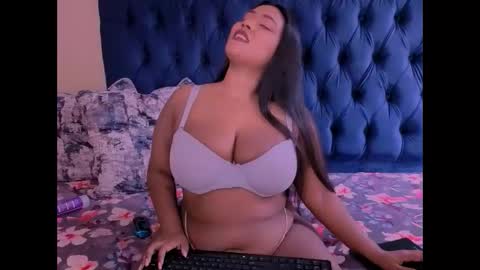 indiansapphirex online show from 11/29/25, 06:05