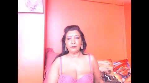 indiansarika65 online show from 11/02/25, 04:15
