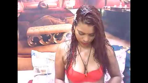 Snapshot of indiansexyass4u2luv chatting on 01/11/25, 03:52 indiansexyass4u2luv online show from 01/11/25, 03:52