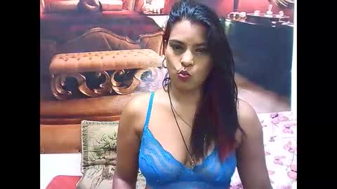 Snapshot of indiansexyass4u2luv chatting on 01/25/25, 06:57 indiansexyass4u2luv online show from 01/25/25, 06:57