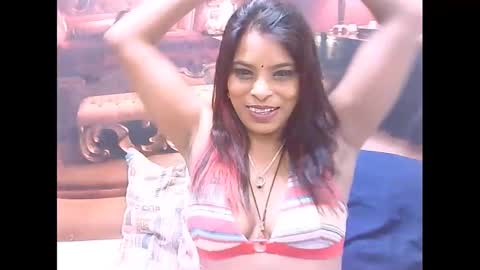 Snapshot of indiansexyass4u2luv chatting on 02/18/25, 06:48 indiansexyass4u2luv online show from 02/18/25, 06:48