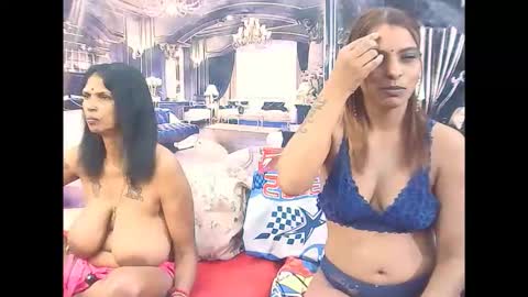 indiansexyass4u2luv online show from 02/13/26, 11:01