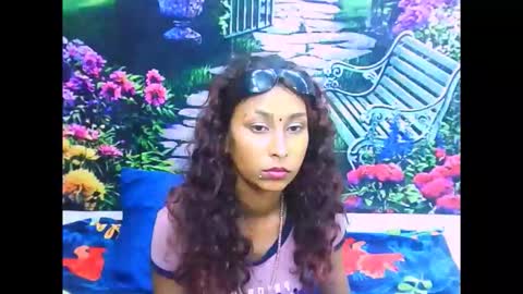 indiansexybutt4u2luv online show from 02/09/26, 06:45