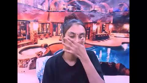 indiansexybutt4u2luv online show from 04/20/26, 05:54