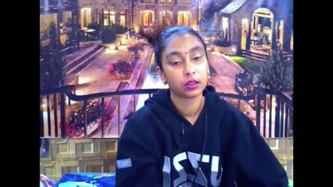 indiansexybutt4u2luv online show from 04/24/26, 06:27