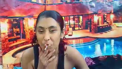 indiansexybutt4u2luv online show from 06/05/26, 06:52