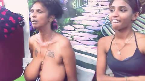 indiansexyslender4u2luv online show from 01/23/25, 09:39