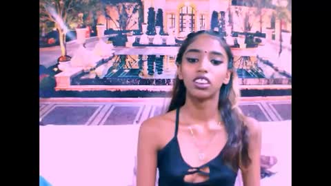 indiansexyslender4u2luv online show from 02/19/25, 09:28