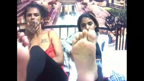 indiansexyslender4u2luv online show from 02/28/25, 05:48