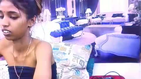 indiansexyslender4u2luv online show from 11/21/25, 05:17