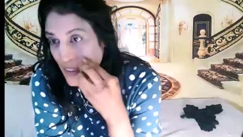 Snapshot of indiansexysmyle chatting on 05/25/26, 05:57 Azi online show from 05/25/26, 05:57