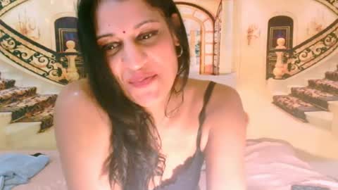 Snapshot of indiansexysmyle chatting on 07/15/26, 01:33 Azi online show from 07/15/26, 01:33