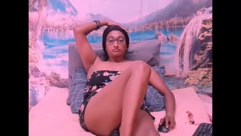 Snapshot of indianspicy69 chatting on 01/21/25, 10:08 Shreya online show from 01/21/25, 10:08