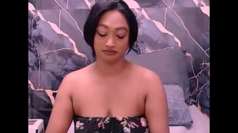 Snapshot of indianspicy69 chatting on 10/08/25, 11:41 Shreya online show from 10/08/25, 11:41