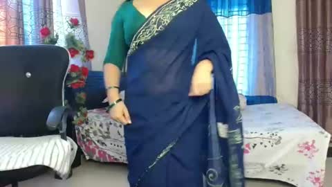 tina online show from 10/28/25, 05:33