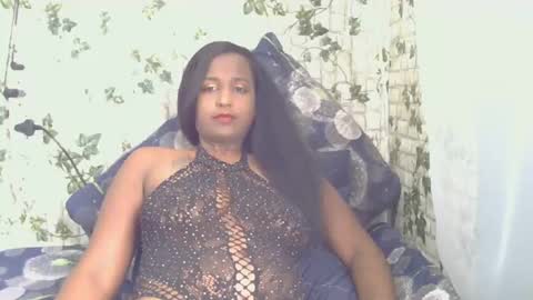 Snapshot of indiantina01 chatting on 01/22/25, 10:07 tina online show from 01/22/25, 10:07